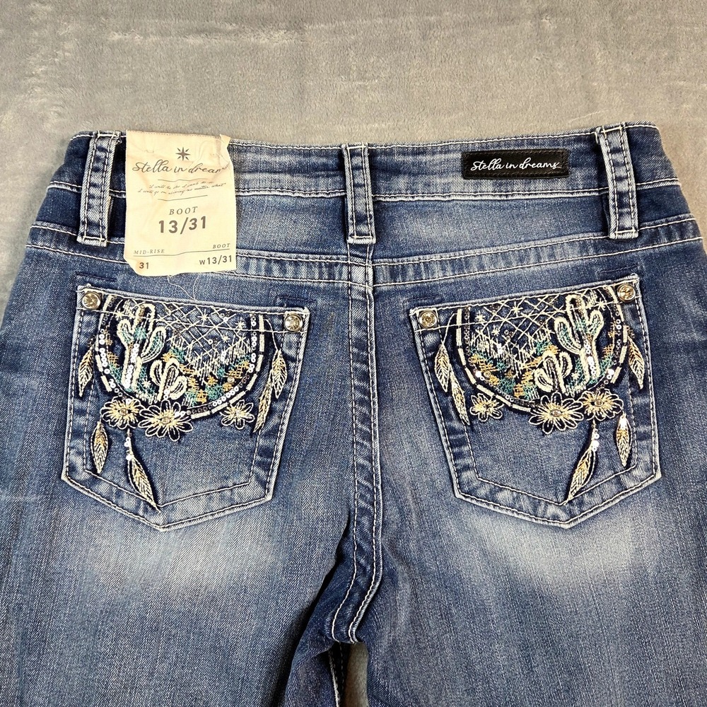 NWT Stella‎ in Dreams mid rise bootcut size 13/31 Navajo Pattern